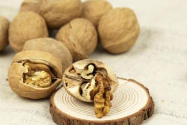 每天吃核桃的好處是什么