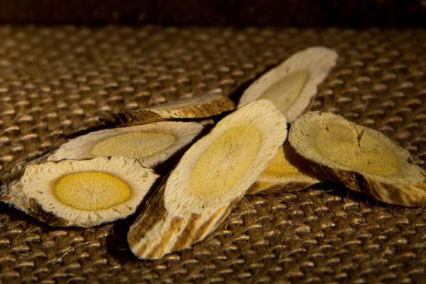 炙黃芪的功效與作用及禁忌