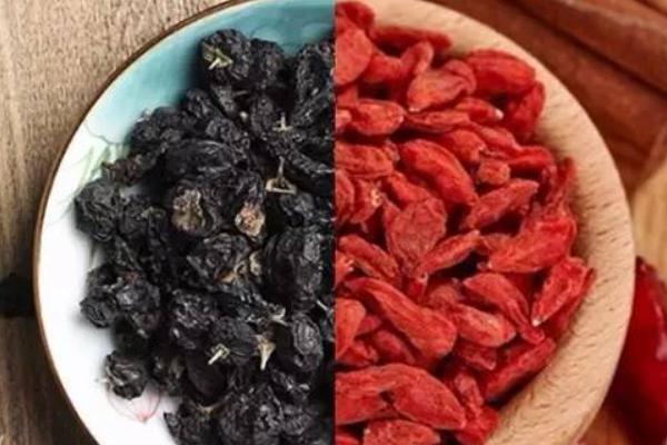 黑枸杞和紅枸杞的區(qū)別是什么 黑枸杞和紅枸杞哪個(gè)好