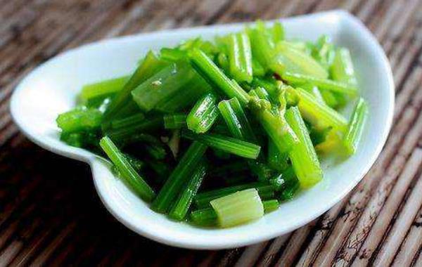 孕婦可以吃芹菜嗎 芹菜回奶嗎