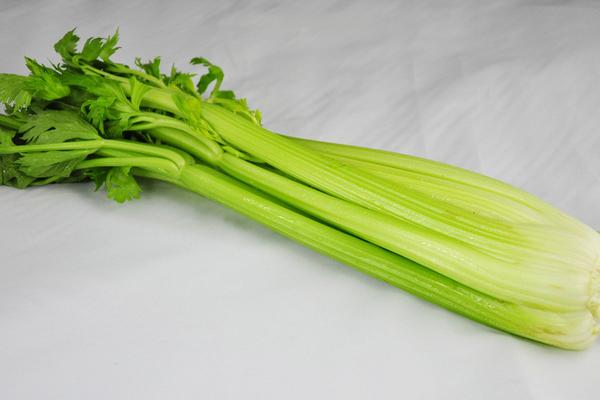 芹菜餃子餡的做法