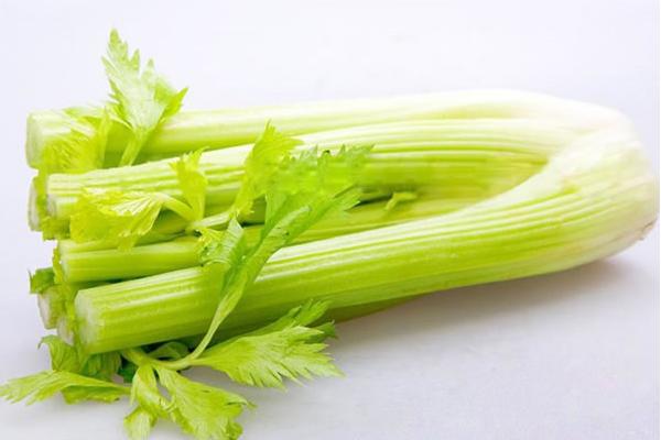 芹菜的功效與作用禁忌 芹菜營養價值