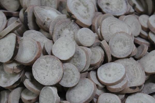 赤芍和白芍的區別是什么 芍藥是白芍嗎