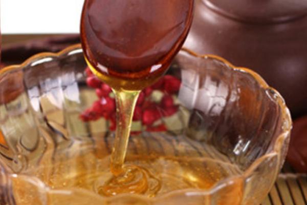 五味子蜂蜜的功效與作用及禁忌 五味子蜂蜜的適用人群