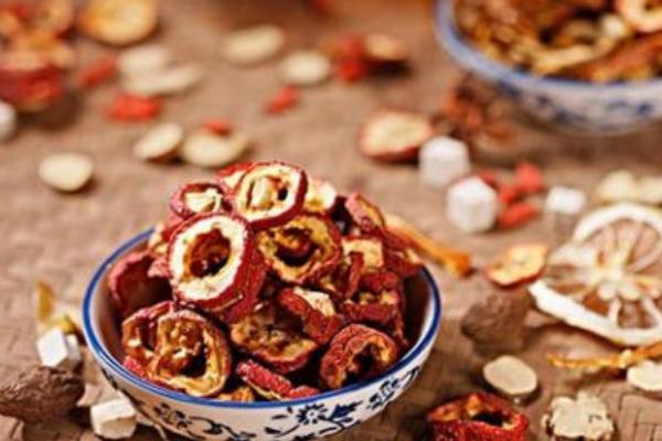 山楂決明子清脂茶功效與作用 山楂決明子清脂茶的做法