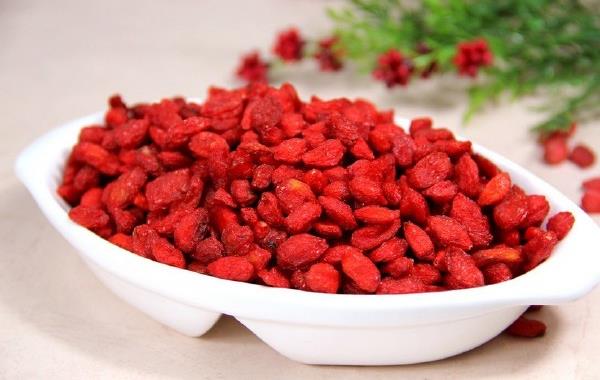 枸杞什么時間吃最好 枸杞配什么喝最好