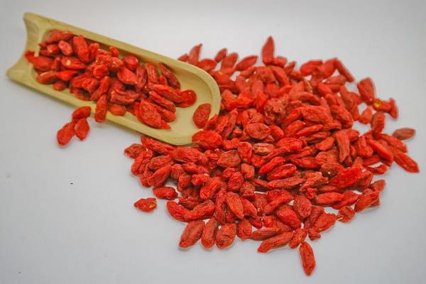 枸杞什么時間吃最好 枸杞配什么喝最好