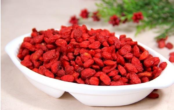 枸杞大的好還是小的好