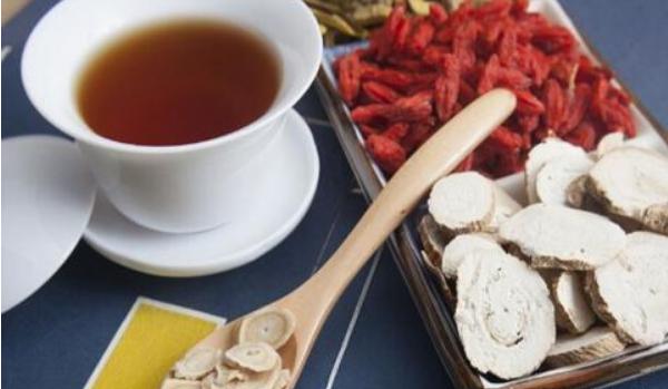 黃芪枸杞泡水喝的功效與作用 黃芪枸杞茶怎么做