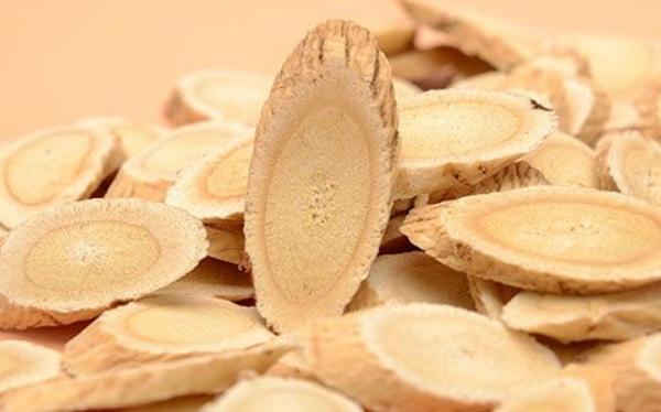 黃芪枸杞泡水喝的功效與作用 黃芪枸杞茶怎么做