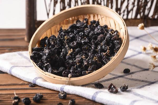 黑枸杞的功效與作用及禁忌 黑枸杞營養價值