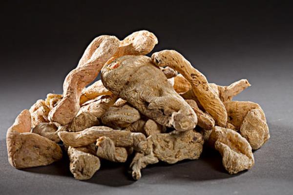 天麻的功效與作用及食用方法 天麻的禁忌