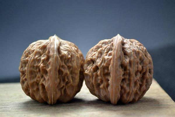 文玩核桃能用水洗嗎 文玩核桃怎么清理