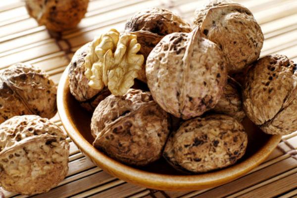 紙皮核桃怎么吃