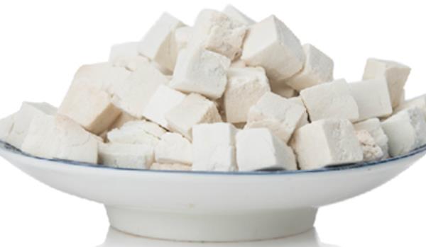 茯神與茯苓的區別是什么 茯苓的功效