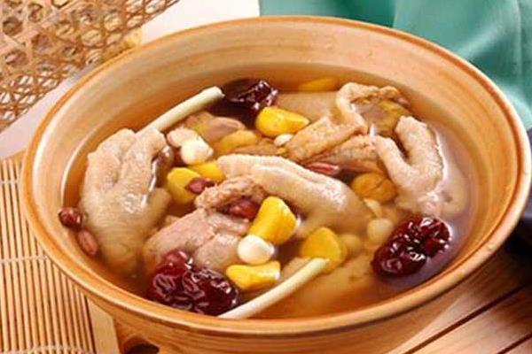 黨參黃芪燉雞湯功效與作用及做法 黨參黃芪燉雞湯的食用禁忌