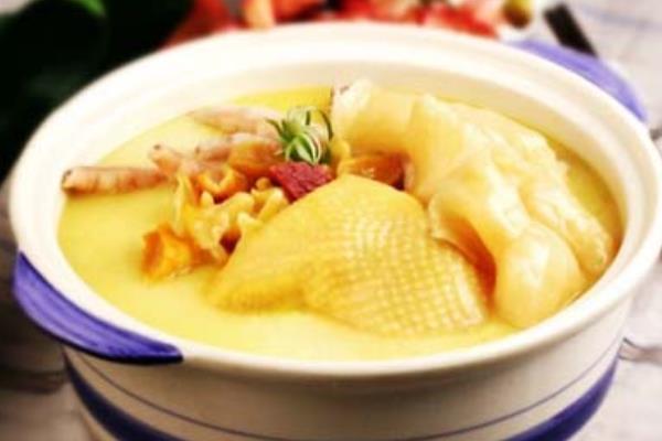 黨參黃芪燉雞湯功效與作用及做法 黨參黃芪燉雞湯的食用禁忌