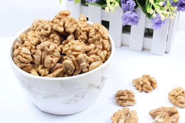 一斤核桃出多少核桃仁 核桃的營養價值