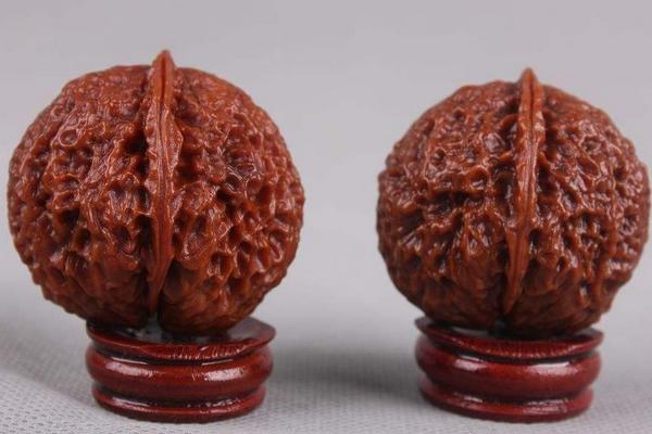 獅子頭核桃市場(chǎng)價(jià)格多少錢一對(duì) 獅子頭核桃是什么