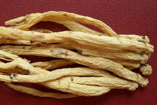 黨參泡水喝的功效與作用 黨參和什么泡水喝好