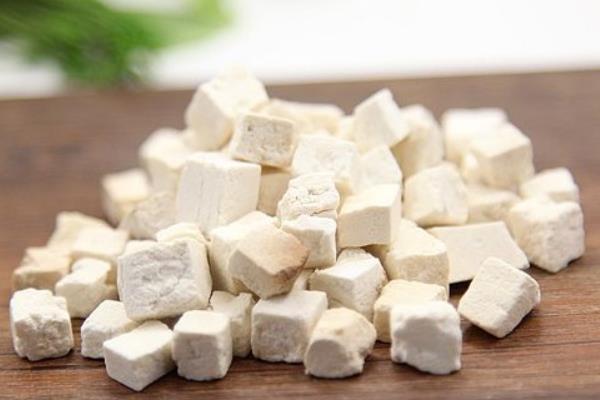 茯苓市場價格多少錢一斤 茯苓的藥選方