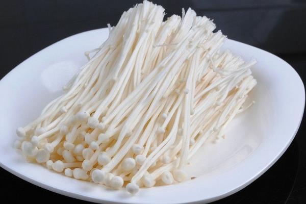 金針菇圖片大全 什么是金針菇