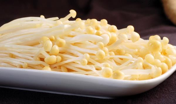 金針菇功效與作用及禁忌 金針菇營養價值