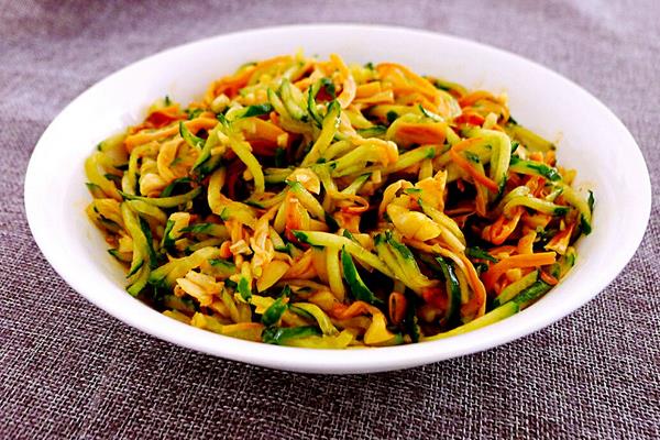 黃瓜拌金針菇正宗做法 黃瓜拌金針菇怎么做簡單又好吃