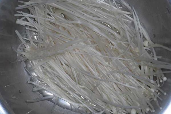 蒜蓉金針菇正宗做法 蒜蓉金針菇怎么做簡單又好吃