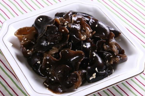 痛風能吃黑木耳嗎 黑木耳食用禁忌
