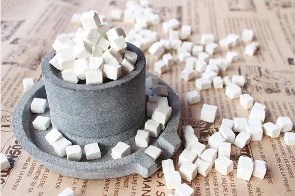 白茯苓與茯苓的區別是什么 白茯苓的藥理作用