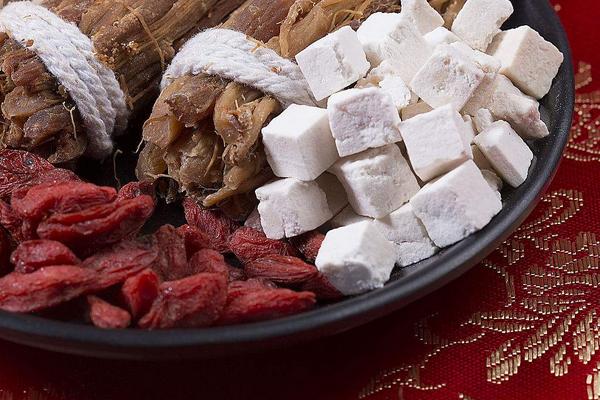 茯苓補腎嗎 茯苓作用及食用方法