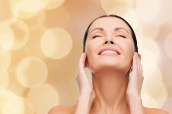 為什么夏天臉上癢 一到夏季皮膚就癢是什么原因怎么辦