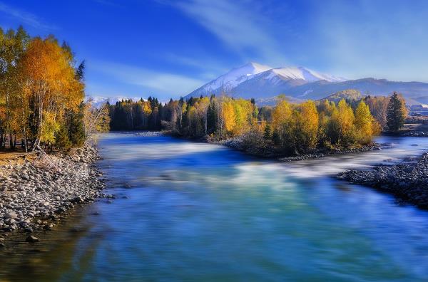 適合秋季旅游的地方有哪些 國內秋季自駕游好去處