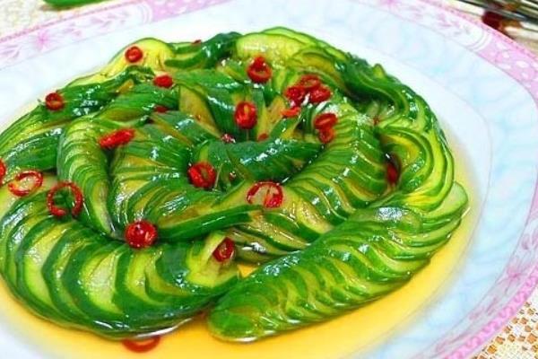 夏季養(yǎng)生菜譜大全 夏季有哪些水果蔬菜吃