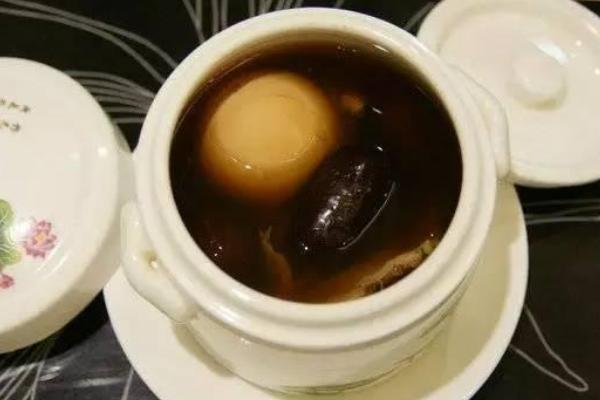 當歸紅糖煮雞蛋的功效與作用 當歸紅糖雞蛋的做法