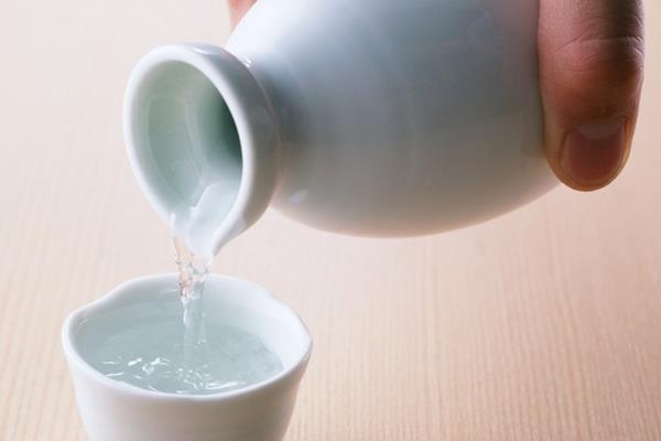 黃精酒的功效與作用與制作方法黃精泡酒用什么樣的白酒好