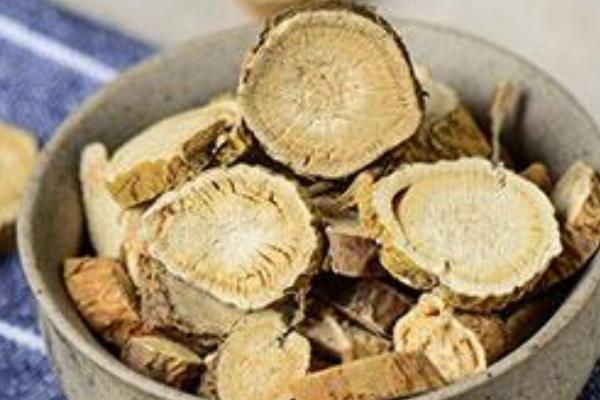 苦參圖片大全 苦參有什么作用