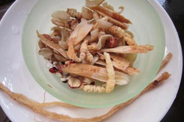 黨參黃芪的功效與作用及禁忌 黨參黃芪的吃法