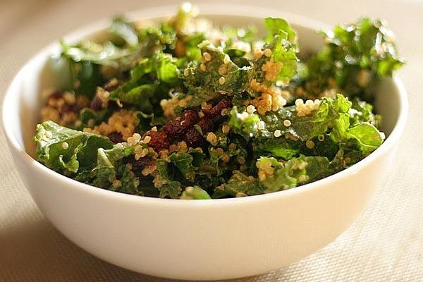 羽衣甘藍(lán)可以生吃嗎 羽衣甘藍(lán)怎么做好吃