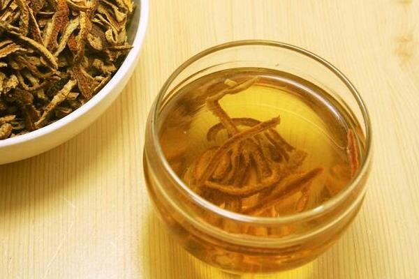 龍膽功效與作用及禁忌 龍膽藥用價(jià)值