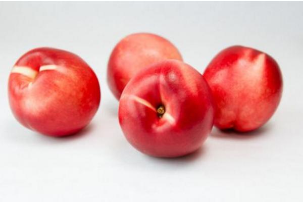 吃油桃有什么好處 油桃皮可以吃嗎