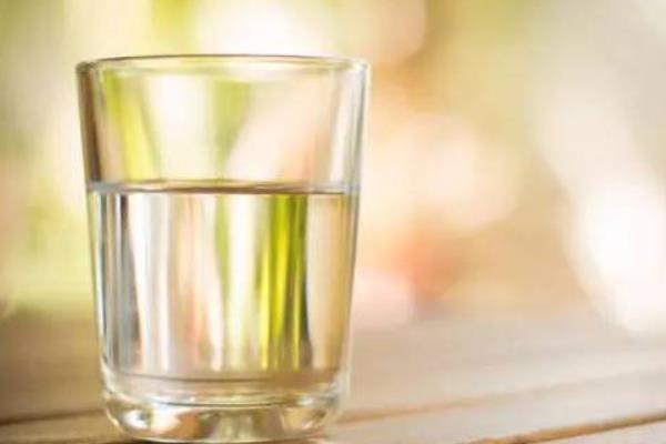 君子蘭怎么澆水(多久澆一次) 給君子蘭澆什么水比較好