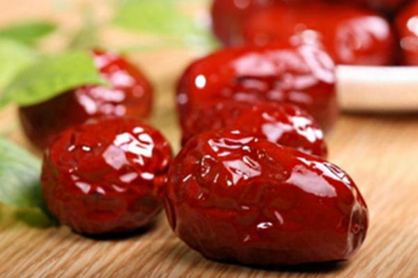 花生大棗豬蹄湯怎么做 花生大棗豬蹄湯的功效與營(yíng)養(yǎng)