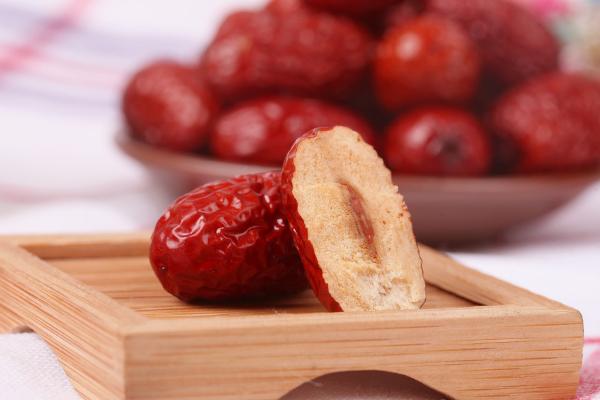 吃大棗的好處是什么 大棗不能和什么一起吃