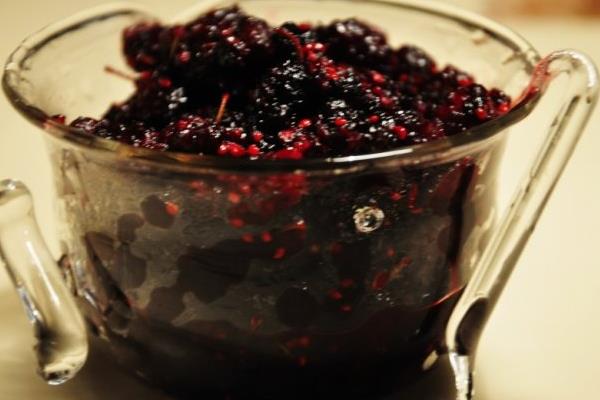 桑葚果醬的功效與作用 桑葚果醬可以存放多久