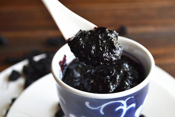 桑葚膏的功效與作用 桑葚膏的吃法