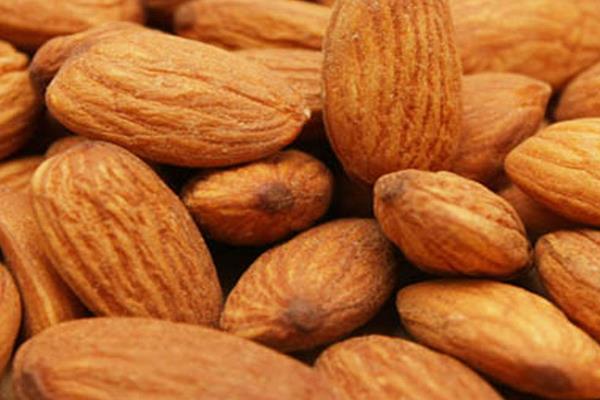 杏子和杏仁的區別是什么 杏仁是杏子的核嗎