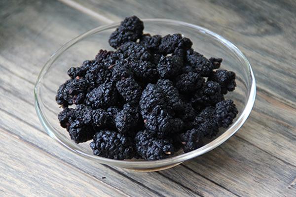 黑桑葚干的功效與作用 桑葚干的副作用