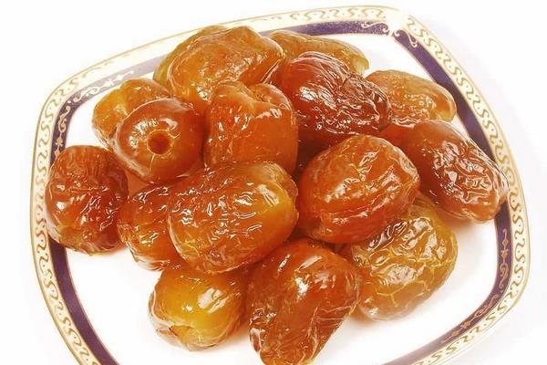 蜜棗是紅棗做的嗎 蜜棗和紅棗哪個補血好